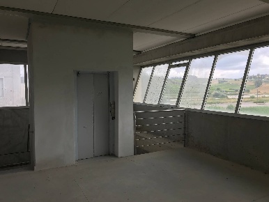 Foto Ufficio a Castelfiorentino di 160 m² con 4 locali in affitto