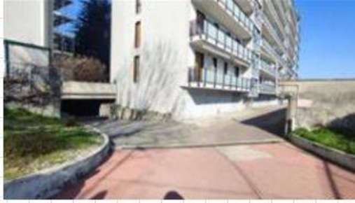 Foto Magazzino in Via VOLTURNO, Brugherio Centro di 302 m² in vendita