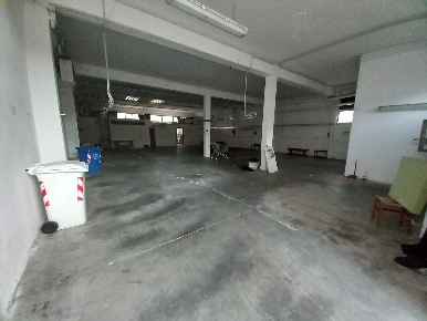 Foto Attività commerciale in Via della distilleria, Montopoli in Val d'Arno