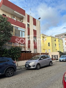 Foto Magazzino a Quartu Sant'Elena di 242 m² in vendita