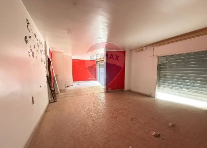 Foto Locale commerciale in viale annunziata 59, Priolo Gargallo di 74 m²