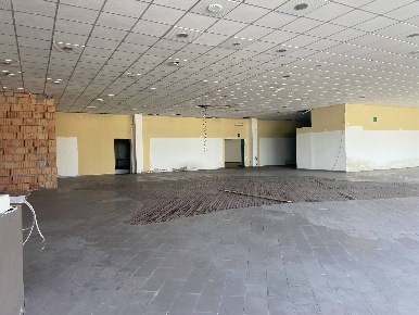 Foto Attività commerciale in Via dell'Artigianato, Livorno Picchianti