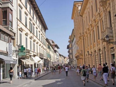 Foto Attività commerciale a Pisa di 30 m² con 1 locali in vendita