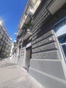 Foto Attività commerciale in Corso Vittorio Emanuele, Napoli di 70 m²