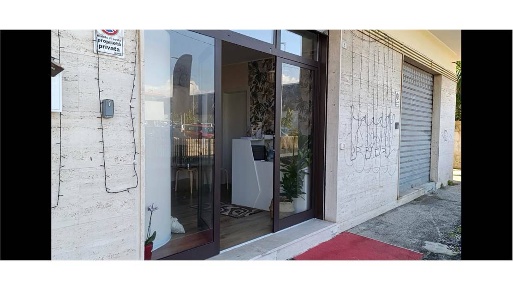 Foto Locale commerciale in via lentini, Siracusa Santa Panagia - Teracati