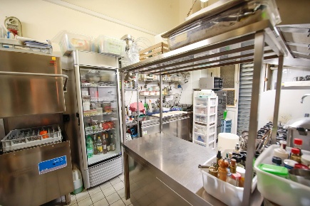 Foto Attività commerciale a Torino di 70 m² in vendita