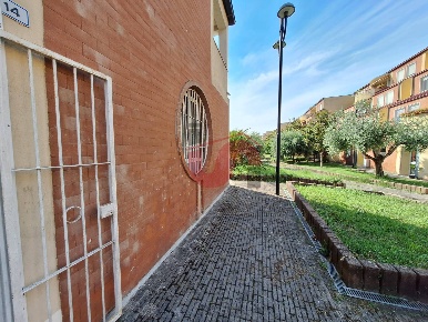Foto Locale commerciale in Via Iandoli, Benevento Mulini, Porta Rufina