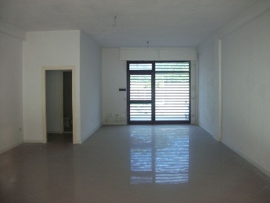 Foto Attività commerciale in Via Di Gello, Pisa Porta a Lucca di 75 m²