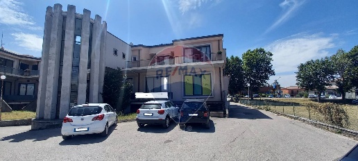 Foto Ufficio in Largo trattati di Roma, Gualdo Tadino Centro di 240 m²