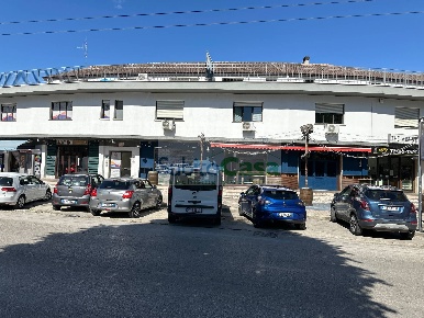 Foto Ufficio in via benedetto croce, Chieti Chieti Scalo di 75 m²