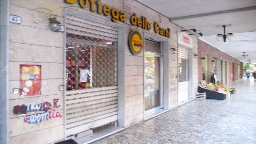 Foto Locale commerciale in VIA 25 APRILE, Recco Centro di 65 m² in vendita