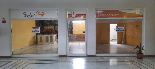 Foto Locale commerciale in Via Cesare Battisti, Attigliano di 65 m²