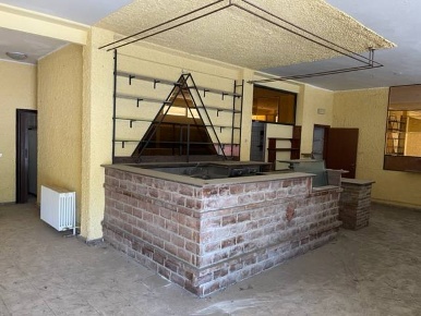 Foto Negozio in Piazza Italia, Comacchio Lido delle Nazioni di 92 m²