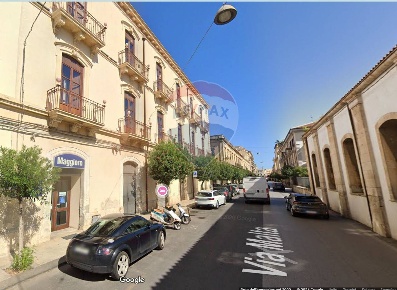 Foto Locale commerciale a Siracusa Umberto - Ermocrate di 55 m² in vendita