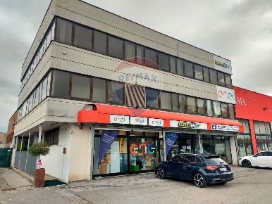 Foto Ufficio in Via Giuseppe Minottini, Perugia Madonna Alta - Prepo