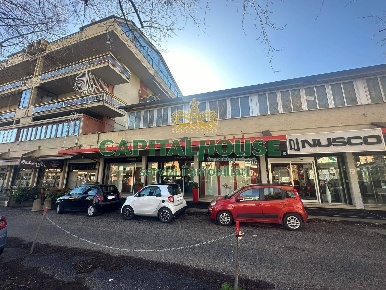 Foto Ufficio a Mercogliano di 110 m² con 3 locali in vendita