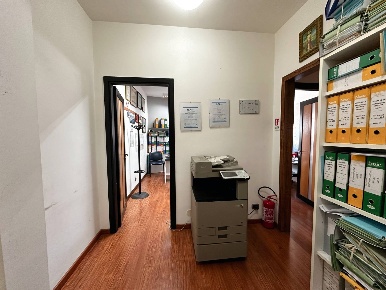 Foto Ufficio in Viale Teracati, Siracusa Santa Panagia - Teracati di 45 m²