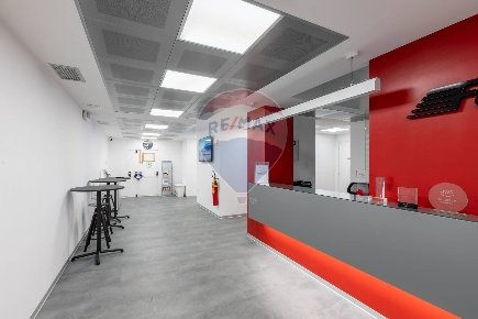 Foto Ufficio in Via Mosca, Roma Rinnovamento di 340 m² con 11 locali