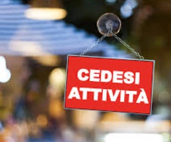 Foto Attività commerciale in axa, Roma Casal Palocco di 178 m² con 4 locali
