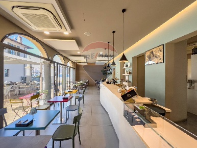Foto Attività commerciale in Via Campo, Iseo Centro di 90 m² in vendita
