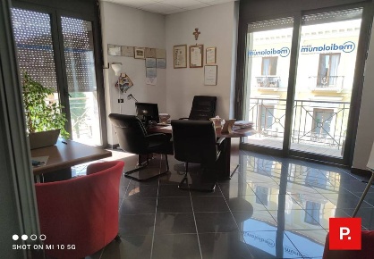 Foto Ufficio in corso trieste, Caserta Corso Trieste di 120 m² con 4 locali