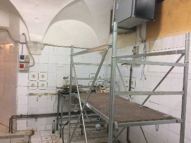 Foto Attività commerciale in Piazza Chiara Gambacorti, Pisa San Martino