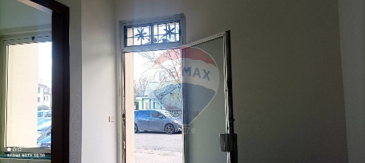 Foto Ufficio in Via Fiesso, Occhiobello Centro di 33 m² con 2 locali