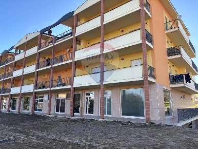 Foto Locale commerciale a Altino Selva di 65 m² con 1 locali in vendita
