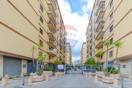 Foto Appartamento in Via Cornole di Ruccia, Modugno di 89 m² con 3 locali