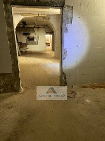 Foto Attività commerciale a Empoli di 220 m² in affitto