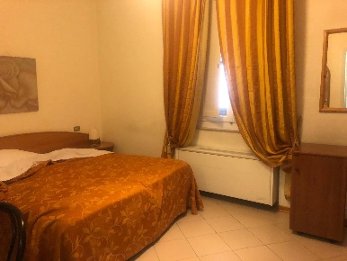 Foto Attività commerciale in corso roma, Montecatini-Terme di 600 m²