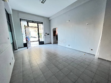 Foto Locale commerciale in Gelone, Siracusa Gelone - Cadorna di 62 m²