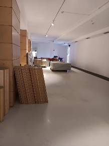 Foto Attività commerciale in Via Marradi, Livorno di 500 m² con 3 locali