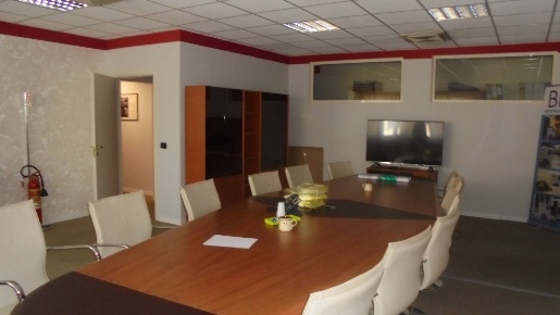 Foto Ufficio a Chieti di 223 m² con 4 locali in affitto
