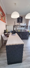 Foto Attività commerciale a Olgiate Olona di 60 m² con 2 locali in vendita