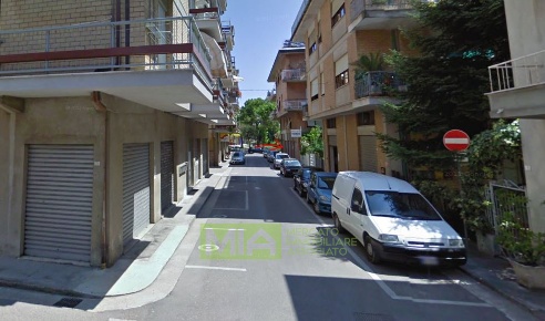 Foto Locale commerciale in Via Matteotti, Pedaso di 96 m² con 1 locali