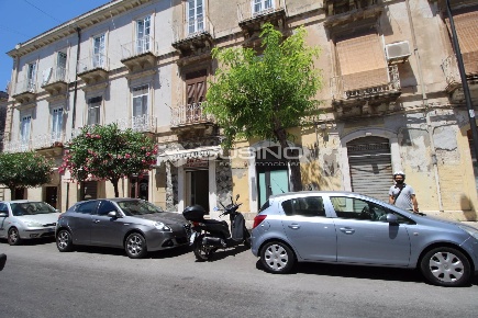Foto Locale commerciale in ORTIGIA, Siracusa Ortigia di 60 m² con 1 locali