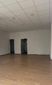 Foto Attività commerciale a Fucecchio di 80 m² con 3 locali in affitto