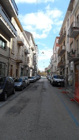 Foto Locale commerciale in Via Risorgimento, San Benedetto del Tronto