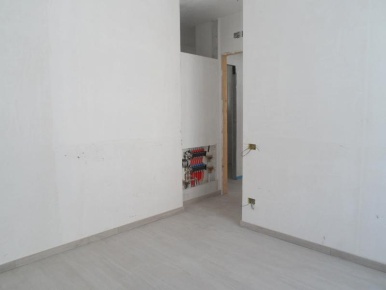 Foto Locale commerciale a San Benedetto del Tronto Centro di 120 m²
