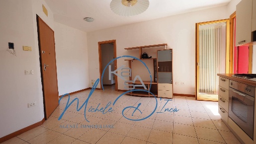 Foto Appartamento in via montegrappa, Vedelago Centro di 75 m² con 3 locali