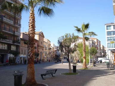 Foto Locale commerciale in Via Risorgimento, San Benedetto del Tronto