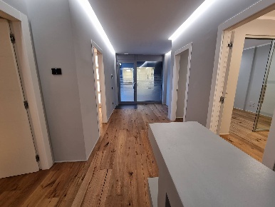 Foto Ufficio a San Giovanni Valdarno di 115 m² in vendita