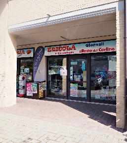 Foto Attività commerciale in via le grazie, Corridonia Centro di 70 m²