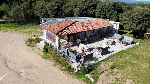 Foto Bar in ss 127, Calangianus di 110 m² con 2 locali in vendita
