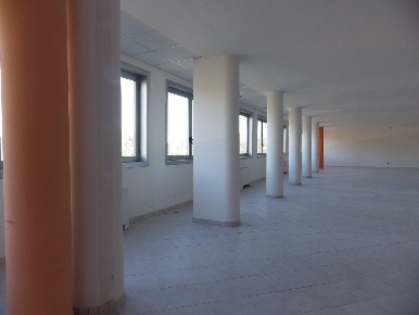 Foto Ufficio in CORSO MONCENISIO, Rosta di 300 m² con 1 locali in vendita