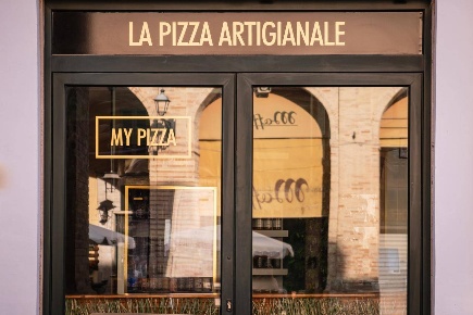 Foto Attività commerciale a Fermo di 40 m² con 2 locali in vendita