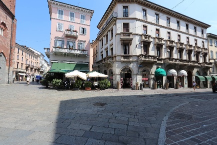Foto Ufficio in Vittorio Emanuele, Monza Centro Storico di 150 m²