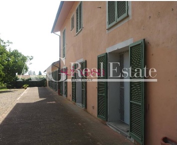 Foto Agriturismo a Grosseto Istia D'Ombrone - Poggio la Mozza di 400 m²