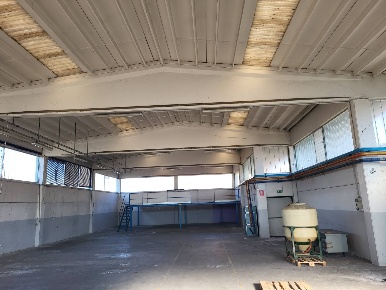 Foto Attività commerciale in via vittorio veneto, Oleggio Castello Centro